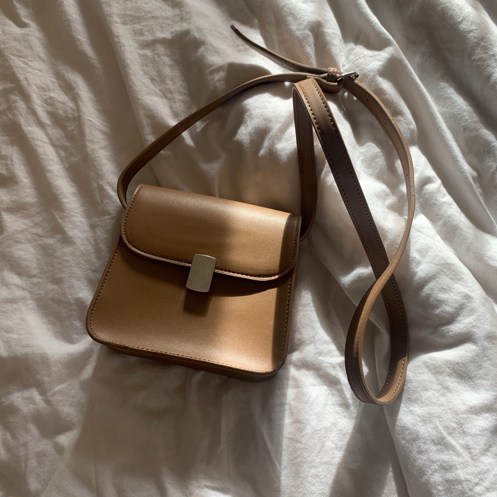 Beige brown square bag
